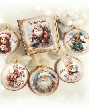 Set format din 5 decoratiuni din lemn, personalizate cu nume/mesaj