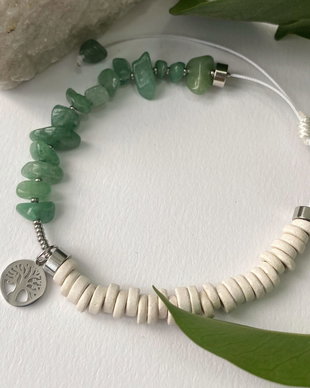 Bratara Pomul Vietii cu aventurin verde si ceramica greceasca alba