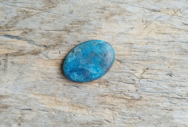 Cabochon apatit, 29x20x6 mm