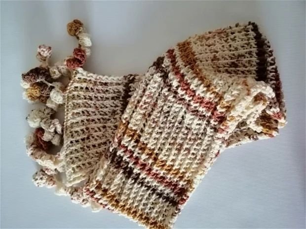 Fular tricotat bej maronit