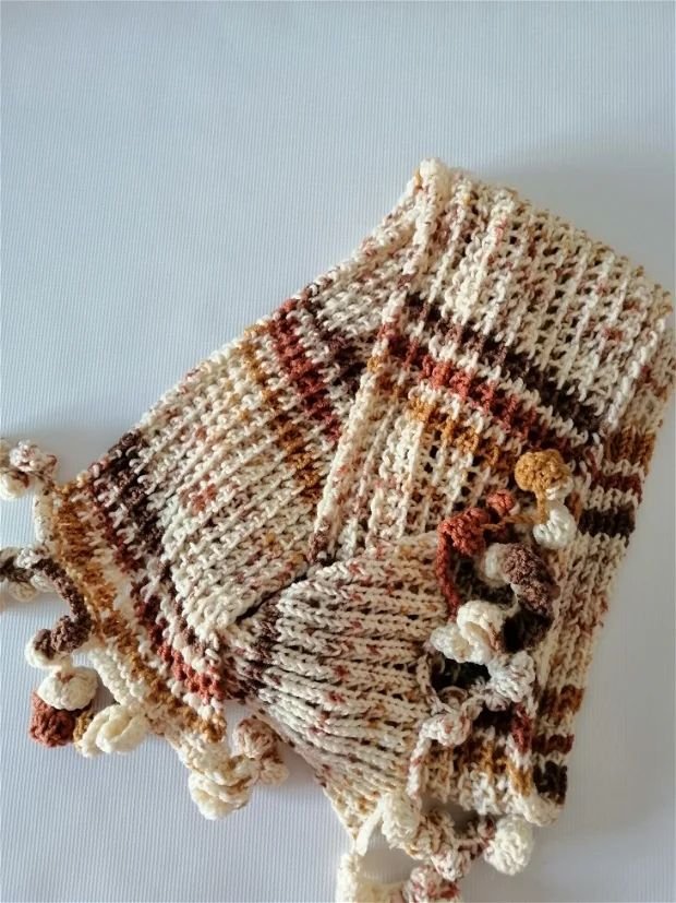 Fular tricotat bej maronit