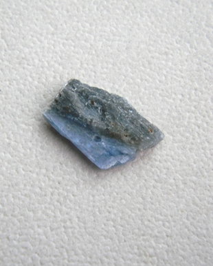 Kyanit brut (F34-5)