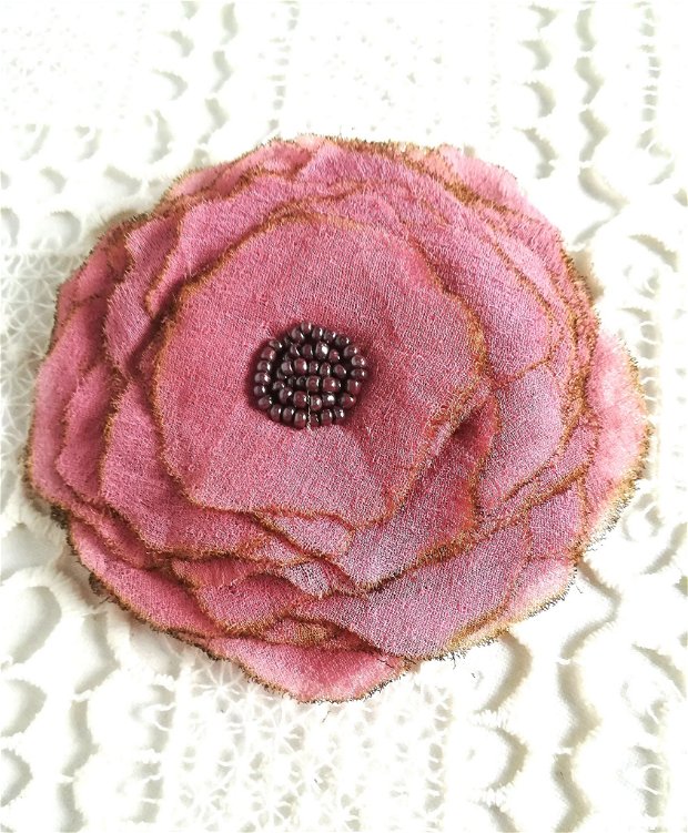 Brosa floare roz mat prafuit patinat 11 cm