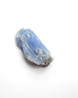 Kyanit brut (F34-8)