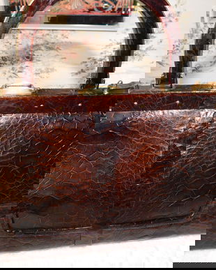 Poseta  autentic  vintage , spectaculoasa, piele  ferma,  cadru metalic  solid ,