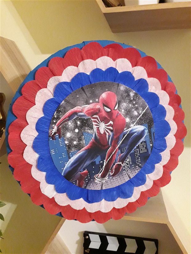 Pinata piñata Spiderman
