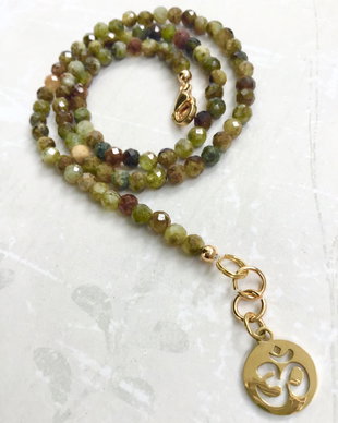 Colier CHOKER Granat verde