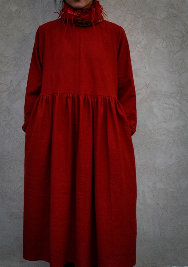 Rochie midi din in roșu