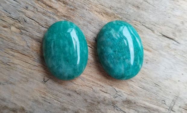 Cabochon amazonit rusesc, 25x18 mm (2 buc)