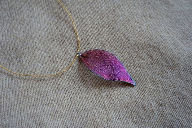 Colier Purple Leaf