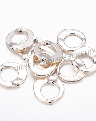 Distantier argintiu, 20.5x20.5x3mm