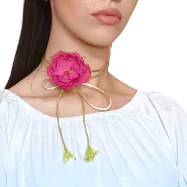 Choker romantic cu floare roz trandafiriu din voal , Colier floral pe snur multistrat, Stil boho