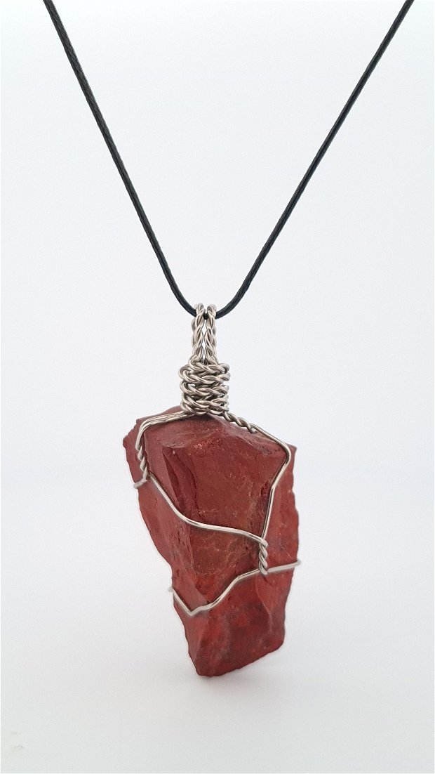 Jasp Roșu -  Colier "Spiral Of Life" cu piatră naturală de Jasp Roșu. UNICAT. Handmade. Pandantiv din inox. "Protectorul suprem" - Susține și sprijină în perioadele de stres, conferă liniște și pace interioară
