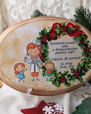 Felicitare din lemn, personalizata pentru asistent medical / doctor / medic