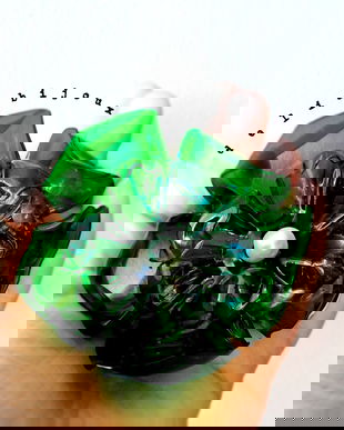 Brosa statement handmade unicat - PET-uri (plastic) reciclate - flori (cod901)