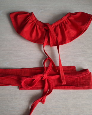 Set rosu: guler si brâu