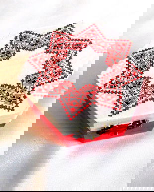 cutie lemn decorata cu motiv traditional 43607