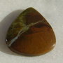 Cabochon opal verde (lucrat manual in India) aprox 5x26x28 mm