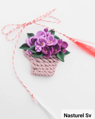 Brosa(martisor): Cos cu liliac