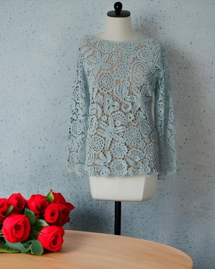 Bluza croșetata bleu