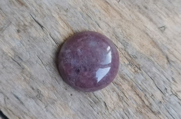 Cabochon cuart strawberry, 25 mm