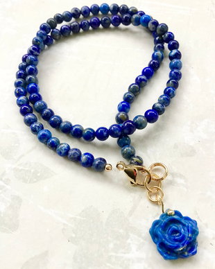 Colier floare lapis lazuli