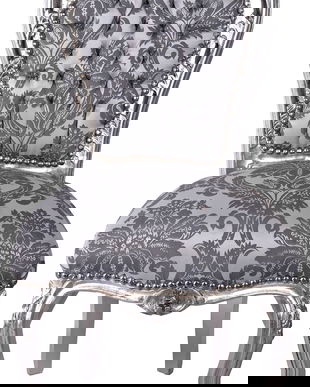 Scaun baroc din lemn masiv argintiu cu tapiterie gri