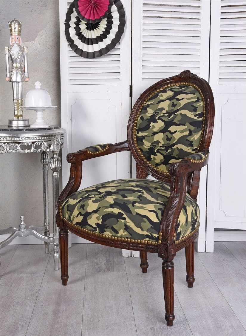 Scaun baroc din lemn mahon cu tapiterie camuflaj