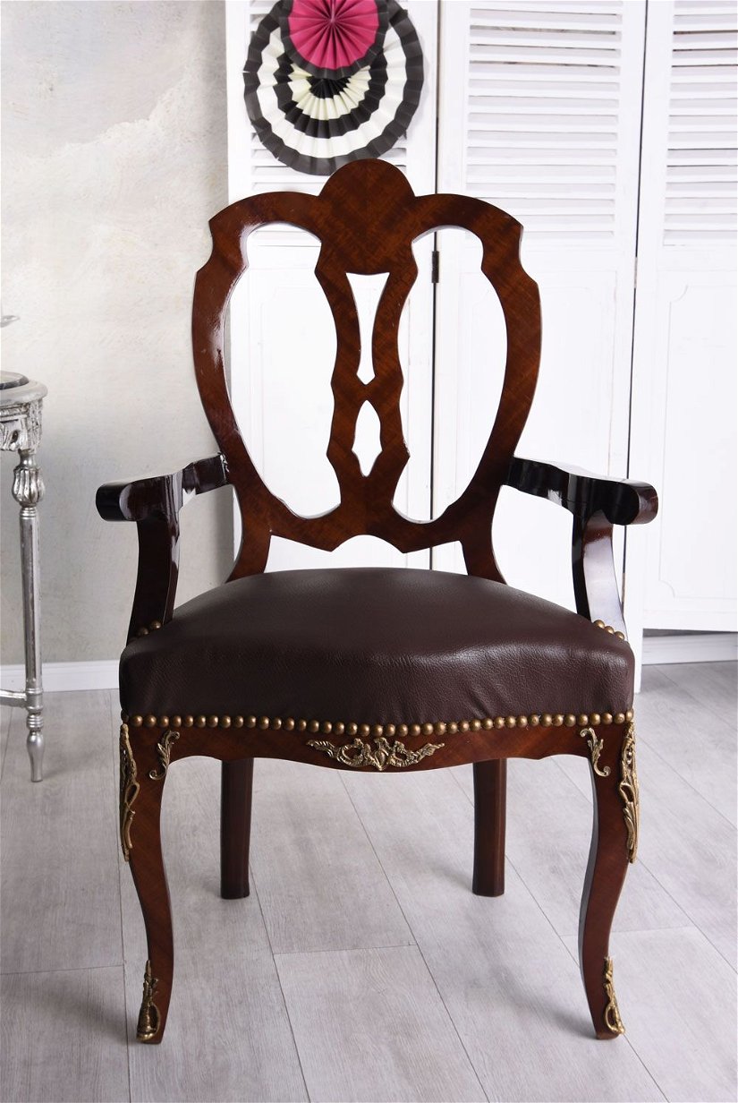 Scaun baroc din lemn mahon cu tapiterie maro