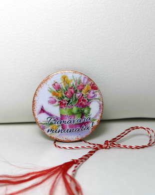 Martisor personalizat cu lalele