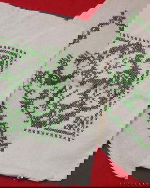 Nou-set 2 huse in cruciulite