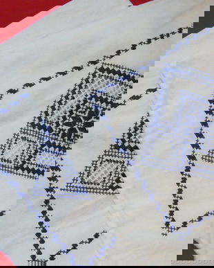 Nou-set 2 huse in cruciulite