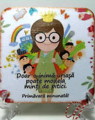 Felicitare din lemn pentru educatoare / invatatoare - martisor