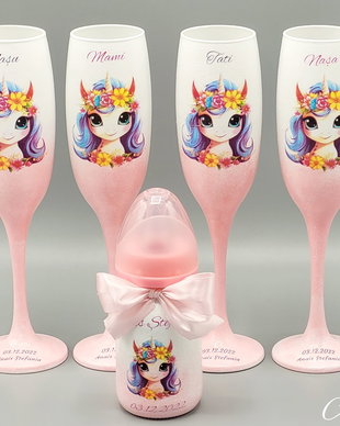 Pahare personalizate pentru botez cu tematica Unicorn