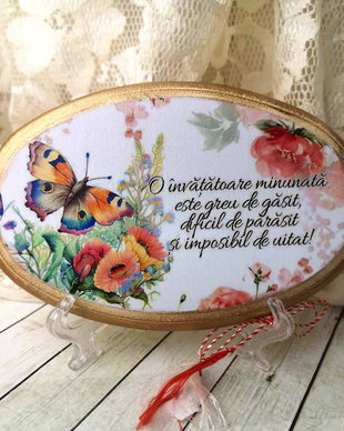 Felicitare din lemn pentru educatoare / invatatoare - martisor