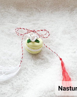 Martisor pandantiv: Macarons