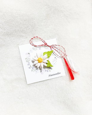 Brosa martisor: Margareta