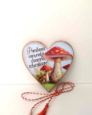 Martisoare personalizate cu ciupercupe pentru educatoare/ invatatoare