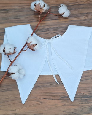 Guler detasabil alb cu colturi/guler  detasabil/guler decorativ