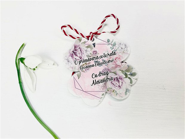 Martisoare personalizate trifoi floral cu mesaje