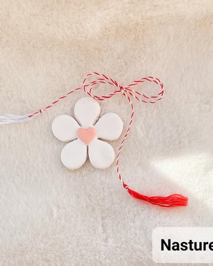 Brosa martisor: Floare