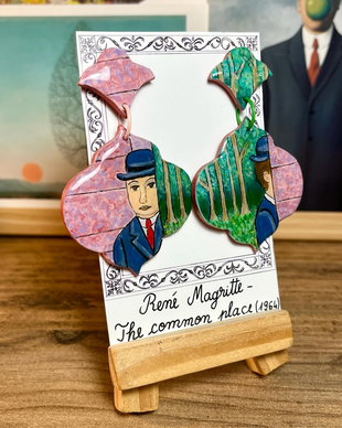 Cercei pictati manual dupa Magritte