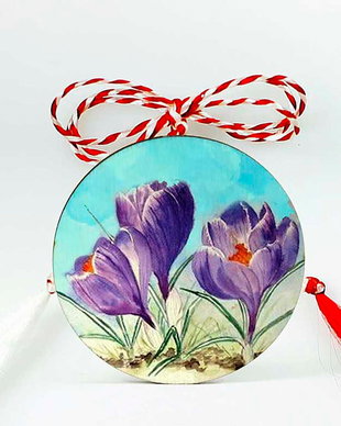 Martisor tip brosa personalizat cu flori branduse