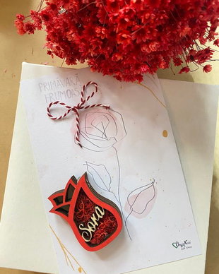 Martisor din lemn cu licheni