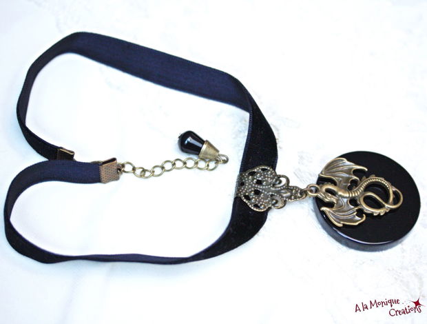 Colier choker cu onix si dragon