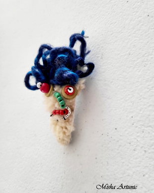 Brosa/Martisor - Minimasca traditionala
