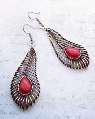 Cercei Boho Howlit rosu MARTISOR