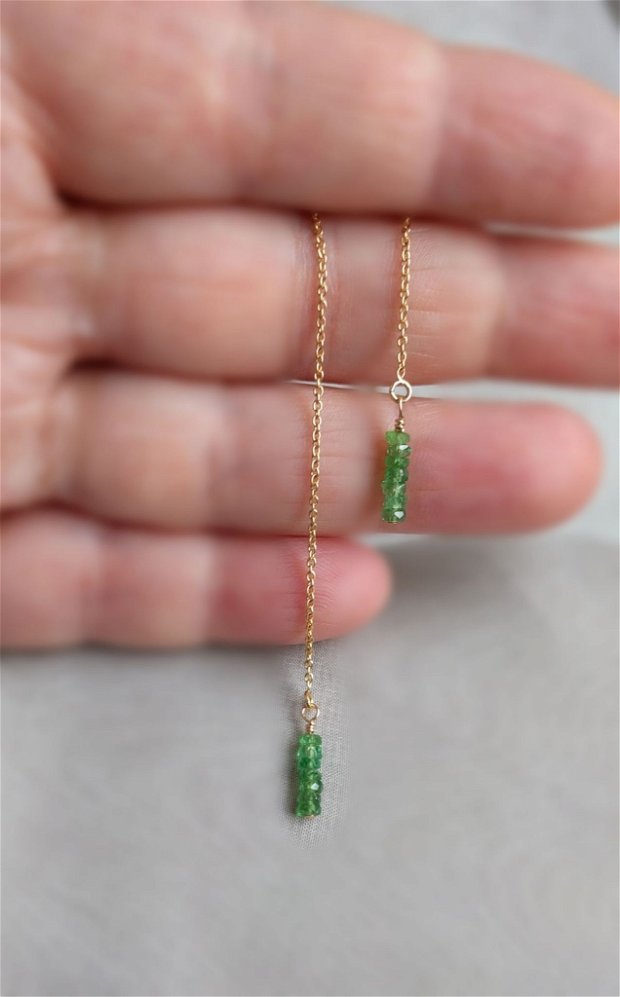 Set bijuterii cu granat verde natural, Bijuterii tip minimalist aur filat, Cadouri pentru ea, Pietre naturale, Idee cadou sarbatori, Ziua mamei.Valentine's