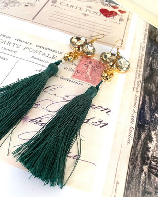 Cercei cu cristale si ciucure verde・Cercei eleganti・Cercei statement