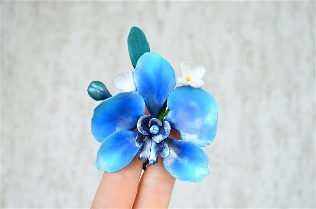 Orhidee albastr si liliac alb- Brosa supradimensionata